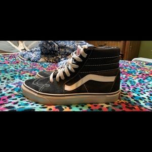 High top black vans